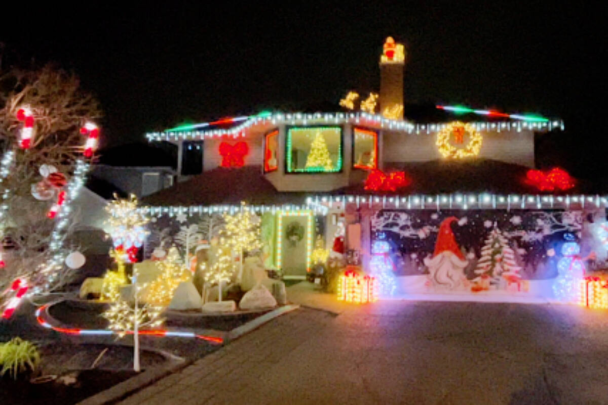 マリモ❗️リリパット341☆ CHRISTMAS LIGHTS AT THE マリモ様専用❗️リリパット341☆ CHRISTMAS LIGHTS AT THE